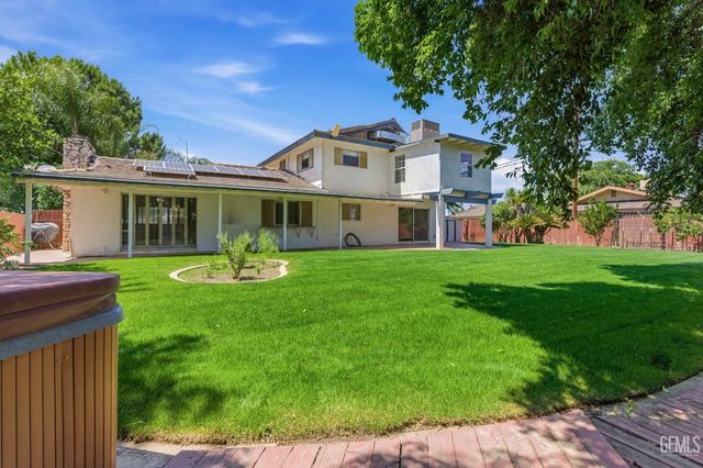 2612 Elm Street, Bakersfield, CA 93301