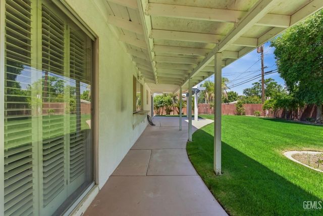 2612 Elm Street, Bakersfield, CA 93301