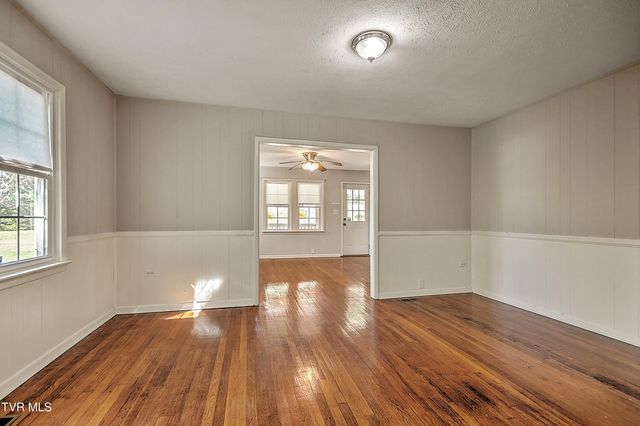 2145 Highway 93, Fall Branch, TN 37656
