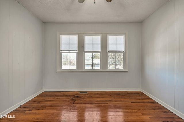 2145 Highway 93, Fall Branch, TN 37656