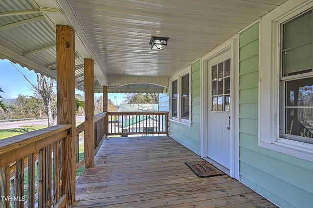 2145 Highway 93, Fall Branch, TN 37656