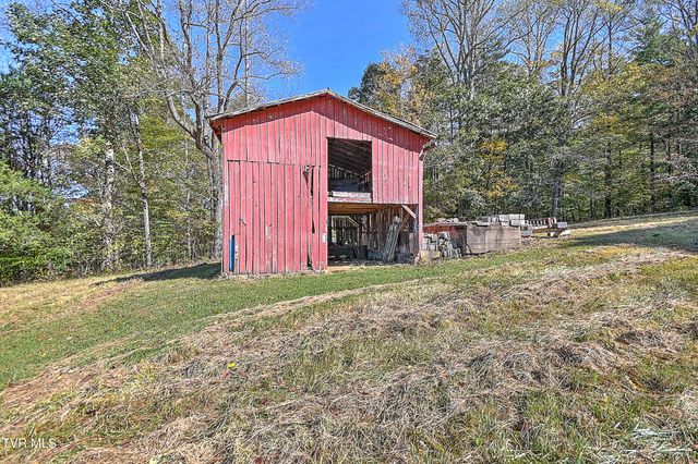 2145 Highway 93, Fall Branch, TN 37656