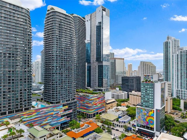 45 SW 9th St 2803, Miami, FL 33130