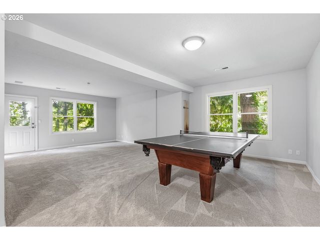 10825 Sw AVOCET Ct, Beaverton, OR 97007