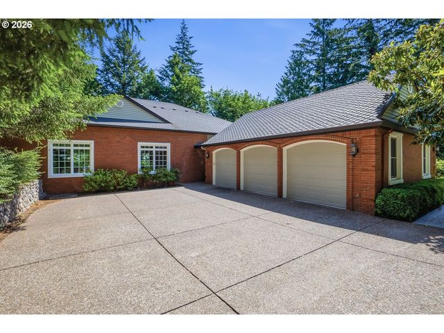 10825 Sw AVOCET Ct, Beaverton, OR 97007