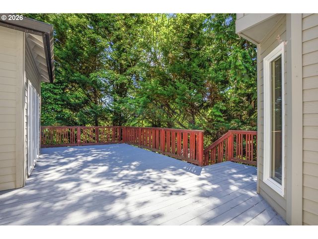 10825 Sw AVOCET Ct, Beaverton, OR 97007