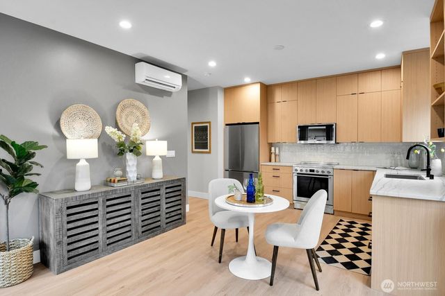 3812 SW Morgan Street, Seattle, WA 98126