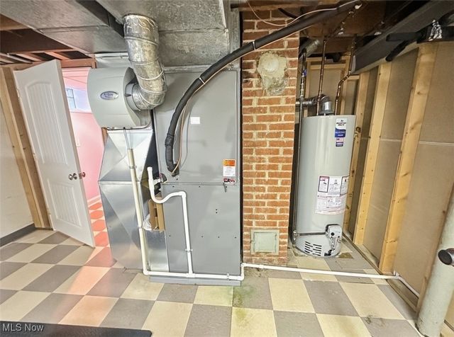 6408 Fordham Drive, Parma, OH 44129