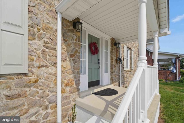 513 JEFFERSON ST #, East Greenville, PA 18041