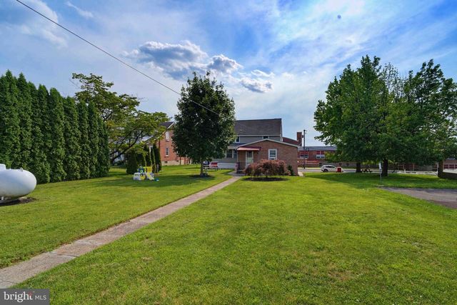 513 JEFFERSON ST #, East Greenville, PA 18041
