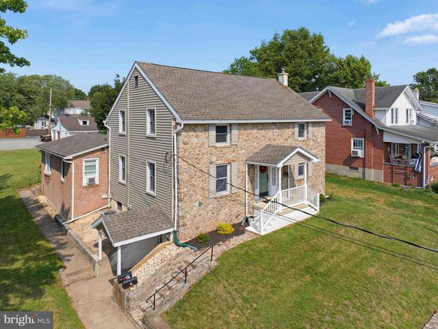 513 JEFFERSON ST #, East Greenville, PA 18041