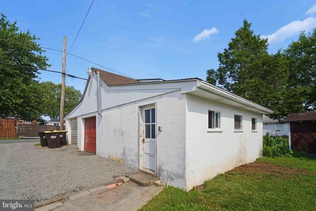 513 JEFFERSON ST #, East Greenville, PA 18041