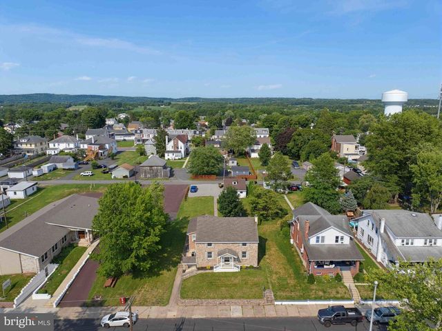 513 JEFFERSON ST #, East Greenville, PA 18041