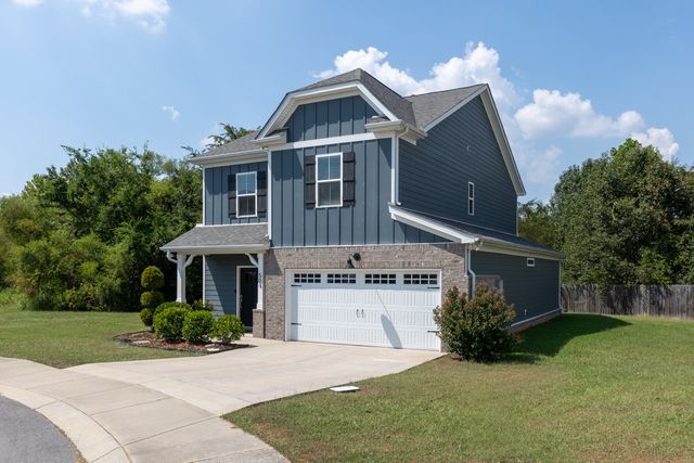 504 Stevens Ct, Lebanon, TN 37087