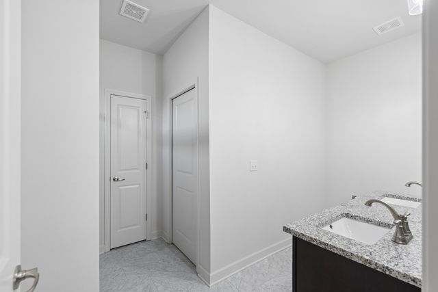 504 Stevens Ct, Lebanon, TN 37087
