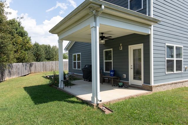 504 Stevens Ct, Lebanon, TN 37087