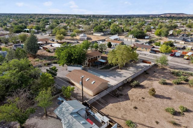3804 33rd Circle SE, Rio Rancho, NM 87124