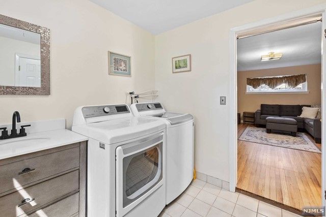 52 Center Street, Cresskill, NJ 07626