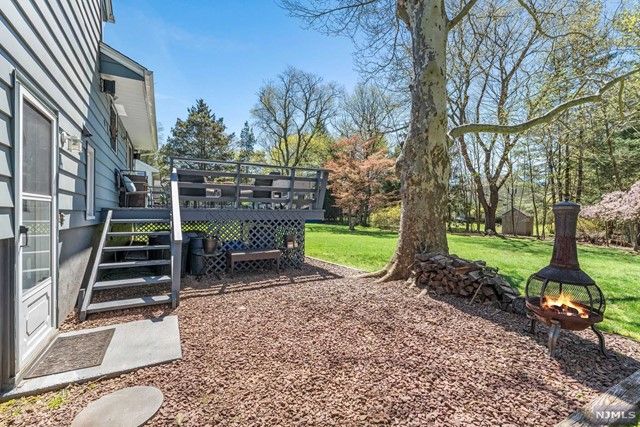 52 Center Street, Cresskill, NJ 07626