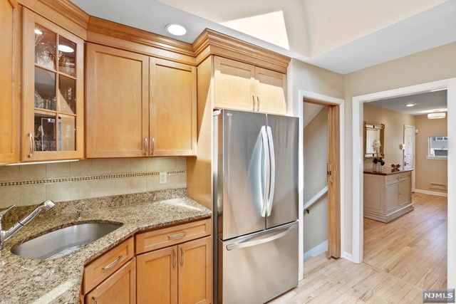 52 Center Street, Cresskill, NJ 07626