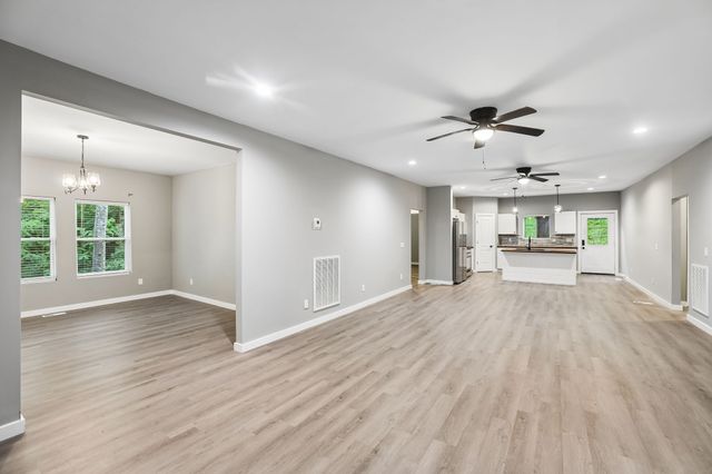 286 Emily Ln, Bell Buckle, TN 37020