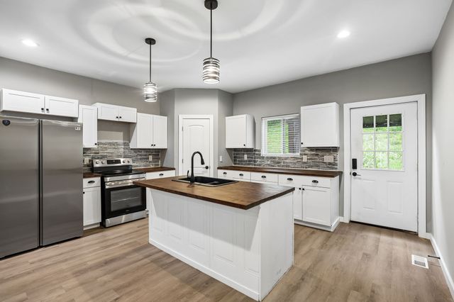 286 Emily Ln, Bell Buckle, TN 37020
