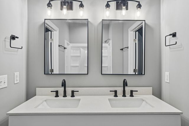 286 Emily Ln, Bell Buckle, TN 37020