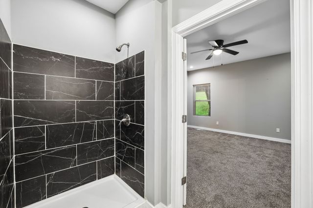 286 Emily Ln, Bell Buckle, TN 37020