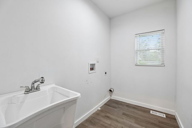 286 Emily Ln, Bell Buckle, TN 37020