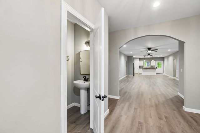 286 Emily Ln, Bell Buckle, TN 37020