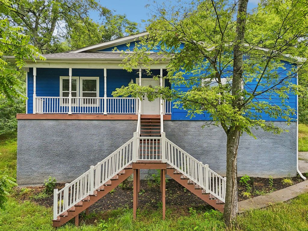 286 Emily Ln, Bell Buckle, TN 37020