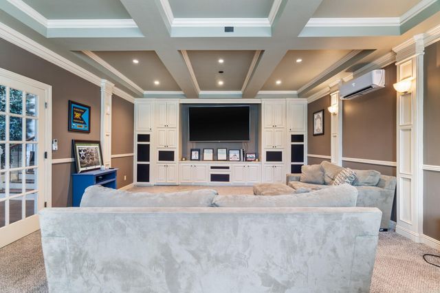 1045 Scarlett Lane, Bauxite, AR 72011