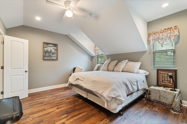 1045 Scarlett Lane, Bauxite, AR 72011