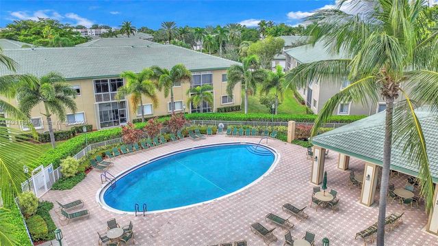 7921 E Exeter Blvd E 202, Tamarac, FL 33321