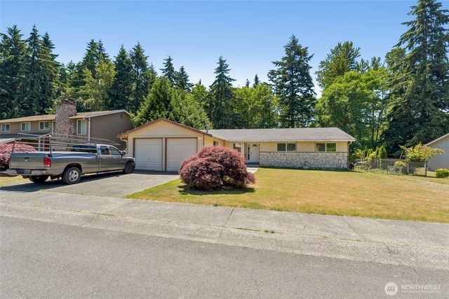 521 SW 317th Place, Federal Way, WA 98023