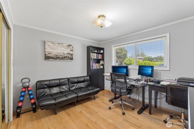 521 SW 317th Place, Federal Way, WA 98023