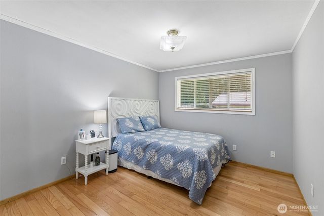 521 SW 317th Place, Federal Way, WA 98023