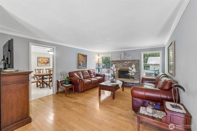 521 SW 317th Place, Federal Way, WA 98023
