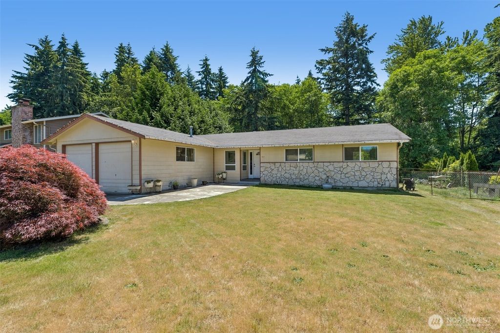 521 SW 317th Place, Federal Way, WA 98023