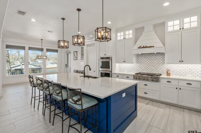 25 Carson, Mabank, TX 75156