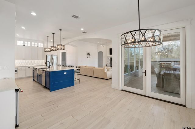 25 Carson, Mabank, TX 75156