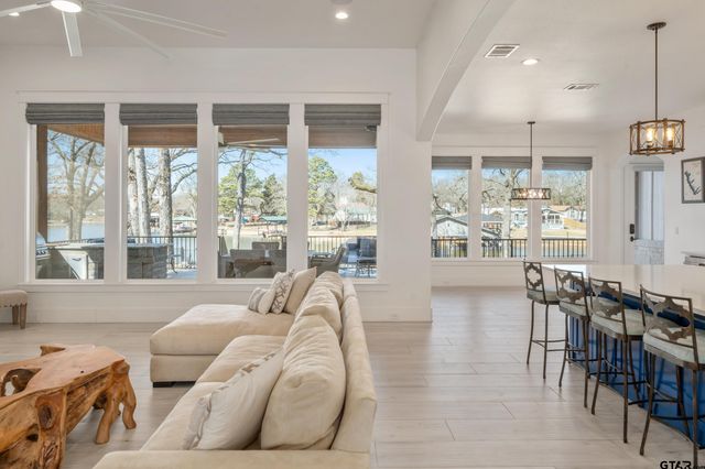 25 Carson, Mabank, TX 75156