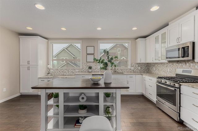 9015 E 49th Place, Denver, CO 80238