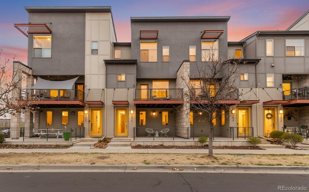 9015 E 49th Place, Denver, CO 80238