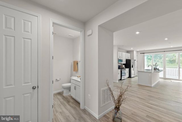 139 POE DR, Winchester, VA 22602