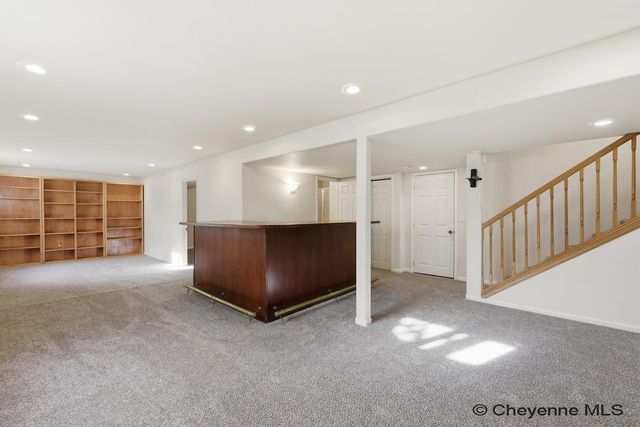 5805 KENNEDY DR, Cheyenne, WY 82001