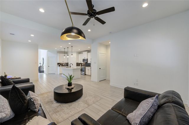 10636 Wild Chives, Conroe, TX 77385