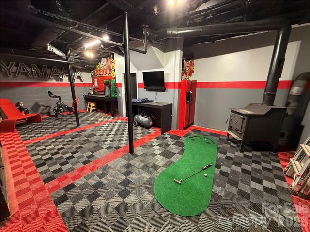 2922 Lovie Lane, Hudson, NC 28638