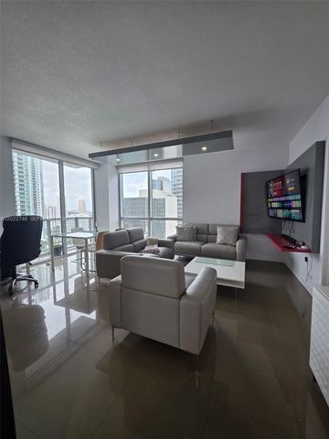 1060 Brickell Ave 2201, Miami, FL 33131