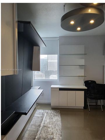 1060 Brickell Ave 2201, Miami, FL 33131